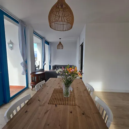 Daire Ocean Views. Flat 3 Bedrooms. *